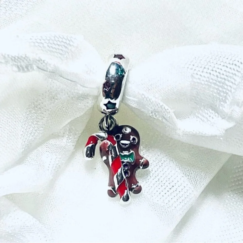 ✨ NWOT Gingerbread 🍬 Candy Cane Charm – Christmas